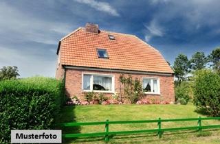 Haus kaufen in 64584 Biebesheim, 1- bis 2-Familienhaus mit Terrasse und Garage