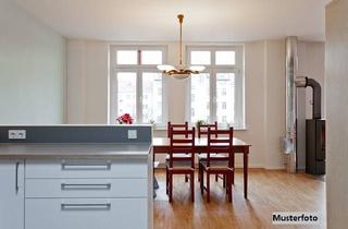 Doppelhaushälfte kaufen in 50374 Erftstadt, Charmante Doppelhaushälfte mit Dachterrasse und Garage