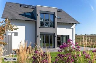Einfamilienhaus kaufen in 41334 Nettetal, Freistehendes Einfamilienhaus im Außenbereich mit Waldflächen