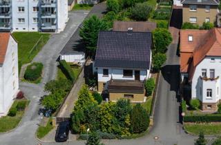 Einfamilienhaus kaufen in Fuchstalstraße 17, 07570 Weida, Großzügiges Einfamilienhaus mit Sauna, Sonnenterrasse und drei Garagen in Berga-Wünschendorf.