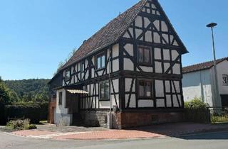 Haus kaufen in 35102 Lohra, Lohra - Fachwerkhaus mit Garten