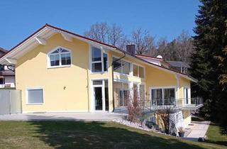 Villa kaufen in 94234 Viechtach, Viechtach - HausVilla mit Einliegerwohnung und Appartement