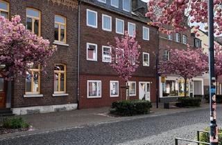 Wohnung mieten in 40670 Meerbusch, Meerbusch - Geschmackvolle 2,5- Zimmer-Wohnung im Dachgeschoss in zentraler Lage