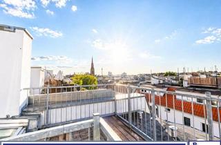 Wohnung kaufen in 10249 Friedrichshain, Exklusive Dachgeschosswohnung mit Kamin & Aufzug