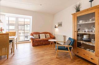 Wohnung kaufen in 26548 Norderney, Zentral wohnen – Stilvolle Dachgeschosswohnung nahe dem Kurplatz
