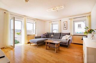 Wohnung kaufen in 79362 Forchheim, Moderne 3-Zimmer-Wohnung mit großzügigem Balkon