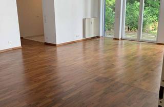 Wohnung kaufen in Hunsrückhöhenstraße, 56154 Boppard, Eigentumswohnung mit direktem Zugang in den Wald