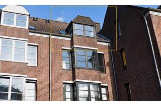Wohnung kaufen in 47798 Stadtmitte, Traumhafte Dachgeschosswohnung mit Balkon in Krefeld Stadtmitte