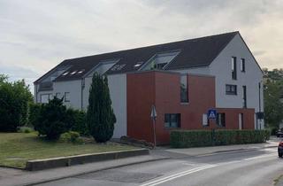 Wohnung kaufen in Rotdornallee 32, 51503 Rösrath, Wohnung im Dachgeschoss mit Loggia und Blick ins Grüne