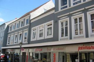 Wohnung mieten in Norderstr. 124, 24939 Altstadt, Schöne 2- Zimmer Wohnung mit Blick auf die Förde