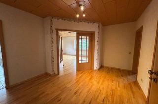 Wohnung mieten in Stompen 19, 53804 Much, helle 4 - Zimmer Wohnung ab 15 Oktober zu vermieten