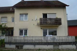 Wohnung mieten in Lappacher Weg, 91315 Höchstadt, 5 Zimmer Wohnung in Höchstadt an der Aisch Lappacher Weg 1 mit eigenen Garten zu vermieten