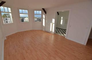 Wohnung mieten in Liebenauer Straße, 06110 Halle, Tolle neu renovierte 2-Zimmer-Wohnung am Rannischen Platz