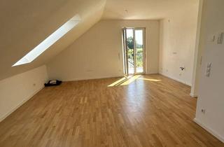 Wohnung mieten in Birkenstraße 18, 76879 Hochstadt, 3-Zimmer-Dachgeschosswohnung mit Balkon & Stellplatz in Hochstadt (Pfalz)