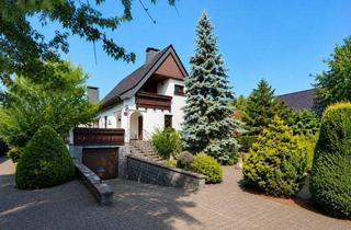 Einfamilienhaus kaufen in 03051 Cottbus, Freistehendes Einfamilienhaus mit Grundstück, Pool, Sauna und viel Platz für die Familie