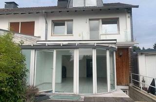Reihenhaus kaufen in Mautpfad 29, 40764 Langenfeld, Viel Platz für den Alltag im Endreihenhaus in Langenfeld