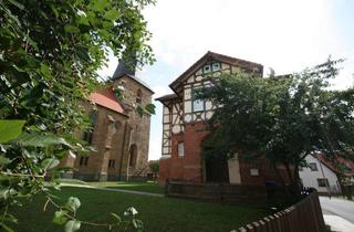 Mehrfamilienhaus kaufen in Am Kirchgarten 91, 98630 Mendhausen, Mehrfamilienhaus in zentraler Dorflage – ehemalige Dorfschule von Mendhausen