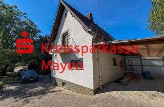 Einfamilienhaus kaufen in 56626 Andernach, Andernach-Eich! Großzügiges Einfamilienhaus mit großem Grundstück