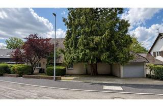 Haus kaufen in 89134 Blaustein, Viel Grundstück, viel Potenzial