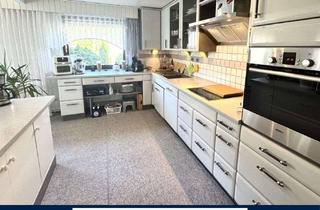 Haus kaufen in 27578 Leherheide, Bremerhaven-Leherheide: Gepfl. EFH mit Anbau, überd. Sonnenterrasse, Garten, Garage&Werkstatt - OIN2