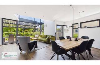 Haus kaufen in 66706 Perl, GRENZE LUXEMBURG: MODERNES WOHNHAUS MIT TOLLEM GARTENGRUNDSTÜCK / DOPPELGARAGE UND CARPORT