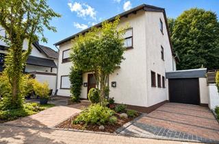 Einfamilienhaus kaufen in 51515 Kürten, Viel Platz für die Familie – Freistehendes Einfamilienhaus mit Einliegerwohnung in Kürten-Dürscheid