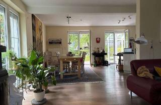 Wohnung kaufen in 28355 Oberneuland, Garten-Maisonettewohnung