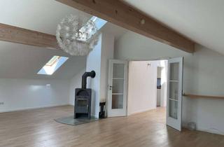 Wohnung mieten in 84579 Unterneukirchen, Sehr schöne, helle und großzügige DG-Wohnung in idyllischer Lage