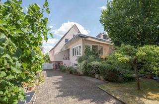 Einfamilienhaus kaufen in 63322 Rödermark, Historisches Flair trifft moderne Lebensqualität – Einfamilienhaus mit Einliegerwohnung