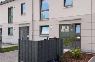 Haus mieten in Tilburger Straße, 41751 Viersen, Stilvolles 4-Zimmer-Reihenhaus mit Stellplatz