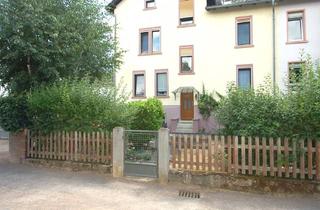 Doppelhaushälfte kaufen in 64342 Seeheim-Jugenheim, Charmantes Dreifamilienhaus mit Potenzial in Seeheim-Jugenheim