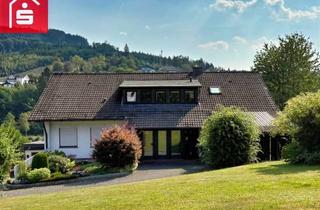 Mehrfamilienhaus kaufen in 57413 Finnentrop, Mehrfamilienhaus mit angrenzendem Baugrundstück in Finnentrop-Lenhausen
