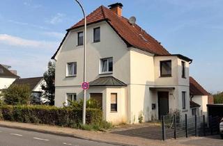 Mehrfamilienhaus kaufen in 33699 Bielefeld, Bielefeld - Dreifamilienhaus mit Einliegerwohnung, Büro & Baugenehmigung