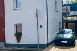 Haus kaufen in 52428 Jülich, Jülich - Vermietetes Wohnhaus in Koslar | Langjährig vermietet