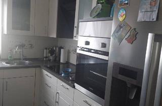 Wohnung kaufen in 66955 Pirmasens, Pirmasens - Renovierte- 2-Zimmer-Wohnung mit Balkon - 70 m²