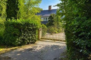 Haus kaufen in 26452 Sande, PROVISIONSFREI: Verstecktes Wohnparadies mit Sauna, Grillpavillon und Traumgrundstück in Sande