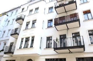 Wohnung kaufen in Silvio-Meier-Straße, 10247 Friedrichshain, Bright 3-room apartment with a spacious open-plan kitchen/living area and 2 balconies