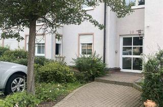Wohnung kaufen in Nordstraße 20, 97299 Zell, vermietete 2-Zimmer-Wohnung in Zell mit Balkon und Kfz-Stellplatz