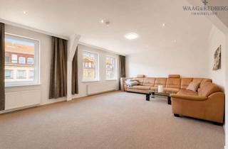 Wohnung kaufen in 90763 Südstadt, Großzügige 5-Zimmer-Altbauwohnung mit modernem Wohnkomfort in Fürth