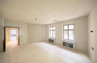 Wohnung kaufen in Mulackstraße 22, 10119 Mitte, Mitten in Mitte - Wohnen im Denkmal - 4-Zi-Whg im Scheunenviertel (We09)