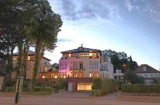 Wohnung kaufen in Elbchaussee 322 c, 22605 Othmarschen, Elbchaussee 162 m² Wohnen auf Augenhöhe der Elbe, Pool-Terrasse mit Liegeplatzoption Teufelsbrück