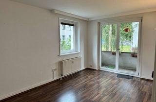 Wohnung kaufen in Osterfeldstraße 41b, 22529 Lokstedt, Provisionsfrei: Helle 2-Zimmer-Wohnung mit Südwest-Balkon in Hamburg-Lokstedt