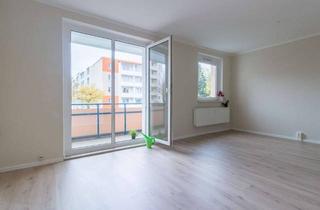 Wohnung mieten in Brünlasberg 57, 08280 Aue, Wir sanieren für Sie: Schöne 3-Raum-Wohnung mit Balkon