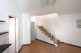 Sozialwohnungen mieten in Koblenzer Straße 15, 10715 Wilmersdorf, Großzügige 6-Zimmer-Maisonette mit Gestaltungsspielraum – WBS mit Dringlichkeit erforderlich