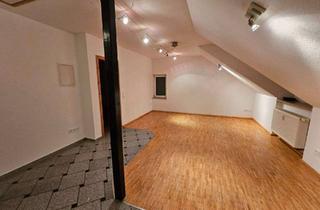 Wohnung mieten in Stuttgarter Strasse, 97084 Heidingsfeld, Stilvolle, gepflegte 3-Zimmer-Dachgeschosswohnung mit Einbauküche in Würzburg