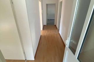 Wohnung mieten in Am Gänsacker 22, 54298 Igel, 3,5 ZKB OG-Wohnung mit 2 Balkonen in Trier-Igel für Vertrauensperson