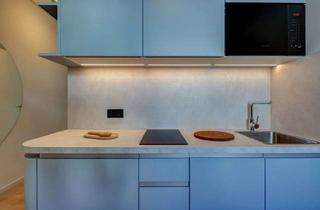 Wohnung mieten in Revaler Straße, 10243 Friedrichshain, FRIEDRICH: Studio Compact mit Tischlermöbel I Neubau, Warschauer Straße, Dachterrasse! ab 20.10.26!