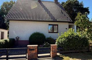 Einfamilienhaus kaufen in 15907 Lübben, Großzügiges Einfamilienhaus mit Kamin, Terrasse und Garage in ruhiger Lage von Lübben