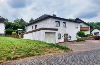 Haus kaufen in 56412 Nentershausen, Nentershausen: Gepflegtes Wohnhaus mit ELW in ruhiger Lage mit Garage und schönem Areal