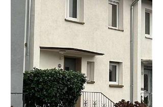 Reihenhaus kaufen in 63486 Bruchköbel, Reihenhaus mit Garten & Ausbaupotential in Bruchköbel
